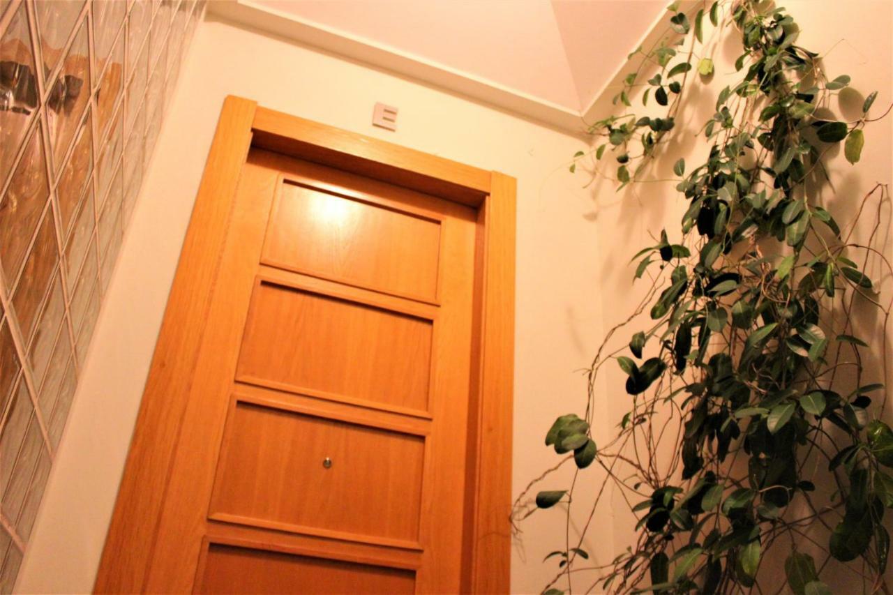 Luxury Apartment Sierpes เซบีญา ภายนอก รูปภาพ